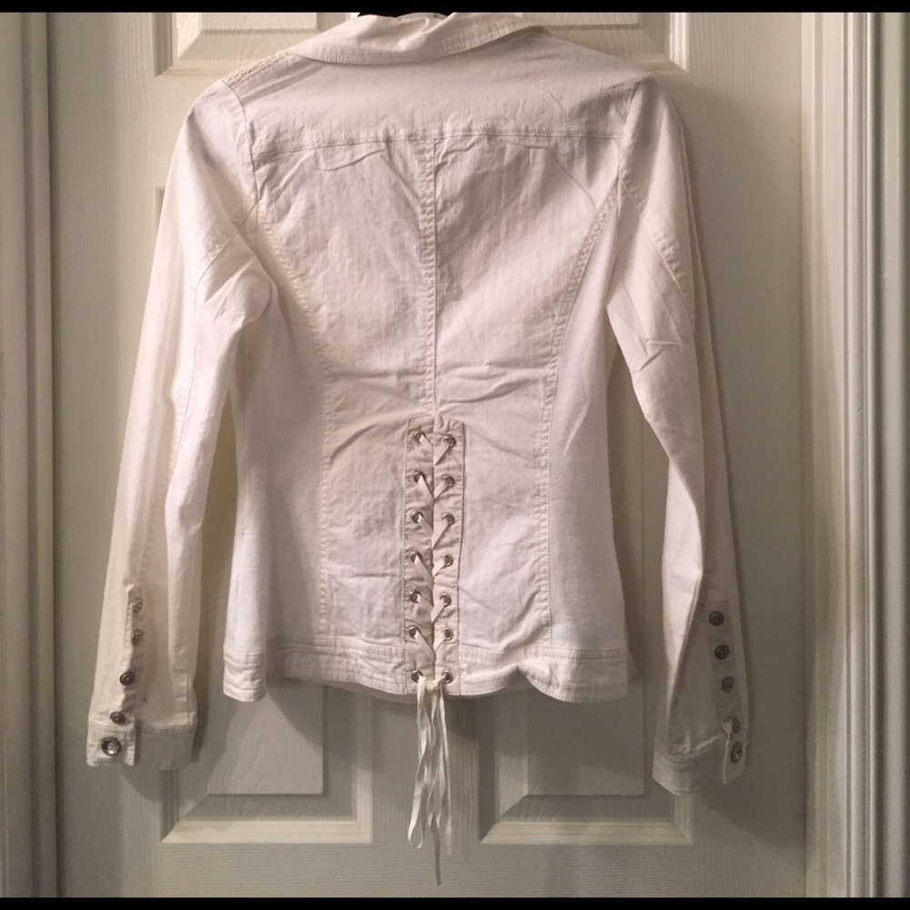 Gorgeous white jacket. - Picture 3 of 4